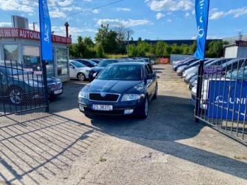 Skoda Octavia II Kombi 2.0 TDI CR DPF 140KM 2008 Skoda Octavia Automat 2.0 Diesel 140KM, zdjęcie 5