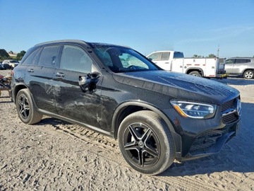 Mercedes GLC C253 2021 Mercedes-Benz GLC 300 4Matic 2021 2.0 Benzyna 255KM, zdjęcie 4