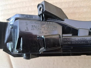 AO-010 SMĚROVKA ZRCÁTKO ČERNÁ LEVÝ MERCEDES C TŘÍDA W205 A3170539