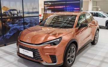 Lexus LBX 1.5 Hybrid 136KM 2024 Lexus LBX LBX 1.5 Hybrid Elegant 1.5 Hybryda 136KM, zdjęcie 1