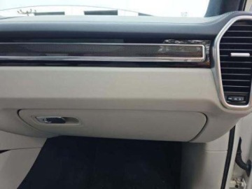 Porsche Cayenne III 2020 Porsche Cayenne Turbo S E-Hybrid 2020 4.0 Hybryda 670KM, zdjęcie 10