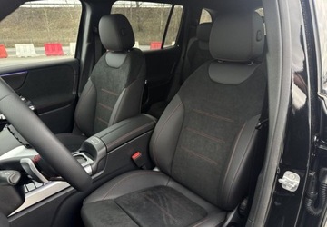Mercedes GLB SUV 2.0 200d 150KM 2025 Mercedes-Benz GLB 200d 4M AMG Premium 2.0 Diesel 150KM, zdjęcie 10