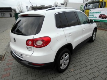 Volkswagen Tiguan I SUV 2.0 TDI CR DPF 140KM 2008 Volkswagen Tiguan Webasto 4x4 Nawigacja Bi-Xenon Klimatronik 2.0 Diesel, zdjęcie 8