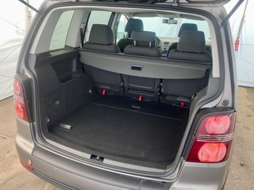 Volkswagen Touran I 1.4 TSI 140KM 2008 Volkswagen Touran Automat 1.4 Benzyna 140KM, zdjęcie 32