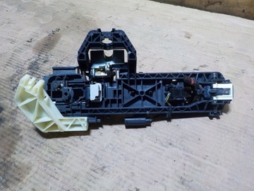 KLIKA DVEŘE PRAVÝ ZADNÍ MERCEDES W212 SEDAN