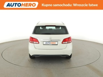 Mercedes Klasa B W246 Sports Tourer Facelifting 1.5 180 d BlueEFFICIENCY Edition 109KM 2017 Mercedes B 180 navi kamera i czujniki parkowania, zdjęcie 5