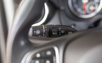 Mercedes Klasa A W176 Hatchback 5d Facelifting 180 122KM 2017 Mercedes-Benz Klasa A 180 Style 1.6 Benzyna 122KM, zdjęcie 13