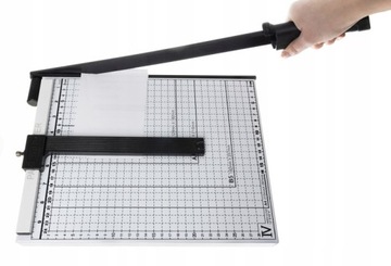 GILOTYNA DO PAPIERU NOŻOWA FORMAT OD A4-B7 METALOWA,WYTRZYMAŁA,REGULOWANA