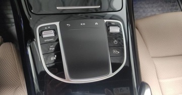 Mercedes EQC 400e 408KM 2020 Mercedes-Benz EQC 400 4-MATIC Linia AMGSalonPL..., zdjęcie 32