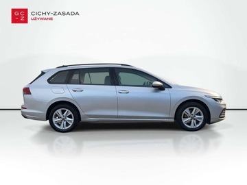 Volkswagen Golf VIII Variant 1.5 TSI 130KM 2022 Volkswagen Golf 1.5TSI 130KM Life SalonPL SerwisASO Acc Led Virtual KessyG, zdjęcie 5