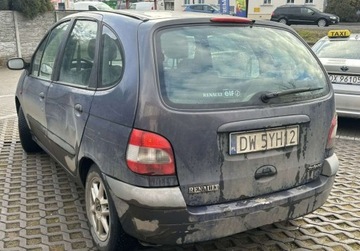 Renault Scenic I Minivan 1.6 i 16V 110KM 2001 Renault Scenic 1.6 benzyna LPG 2001 1.6 BenzynaLPG 110KM, zdjęcie 4
