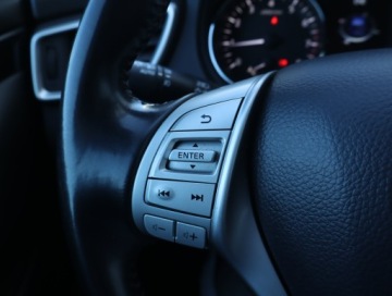 Nissan Qashqai II Crossover 1.2 DIG-T 115KM 2014 Nissan Qashqai 1.2 DIG-T, Salon Polska, Navi, zdjęcie 13