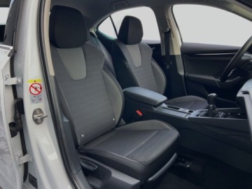 Skoda Octavia IV Liftback 1.5 TSI EVO 150KM 2024 Skoda Octavia 1.5TSI 150KM Selection SalonPL SerwisASO Virtual Matrix Kess, zdjęcie 13