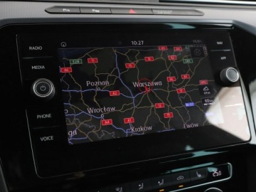 Volkswagen Passat B8 Variant 1.8 TSI BlueMotion Technology 180KM 2018 Volkswagen Passat R-Line DSG virtual cocpit navi, zdjęcie 24