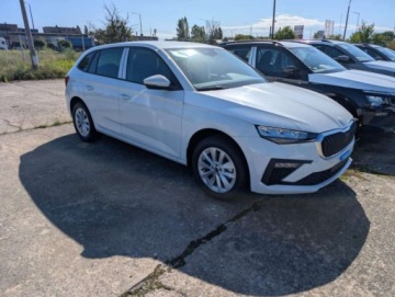 Skoda Scala Hatchback Facelifting 1.5 TSI 150KM 2025 Skoda Scala Selection 1.5 TSI 110 kW (150 KM) 6-bieg. man. WYPRZEDAZ 2025, zdjęcie 4