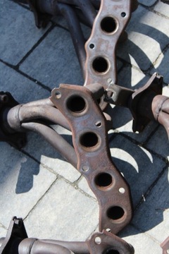 KOLEKTOR WYDECHOWY YARIS I 1.0