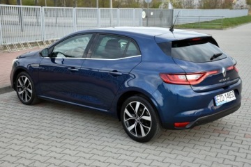 Renault Megane IV Hatchback 5d 1.3 TCe 115 FAP 115KM 2018 Renault Megane IV LIMITED 1.3 16V TURBO 116KM Wyposażony HatchBack, 2018r., zdjęcie 9
