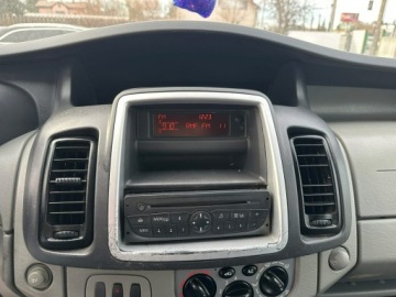 Renault Trafic II Furgon 2.0 dCi 115KM 2011 Renault Trafic 2.0 DCI/9 miejsc/Klima na, zdjęcie 17