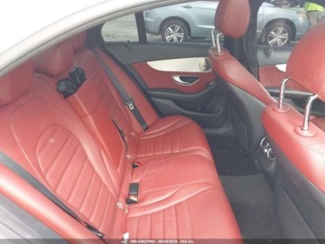 Mercedes Klasa C W205 2019 Mercedes-Benz Klasa C 2019 Mercedes-Benz C-Class C 300 4MATIC Sedan 2.0, zdjęcie 7