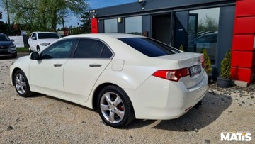 Honda Accord VIII Sedan 2.0 VTEC 156KM 2011 Honda Accord 2.0 benz manual climatronic 2xPDC..., zdjęcie 30