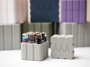 Органайзер для батареек, кейс, контейнер 9 х ААА