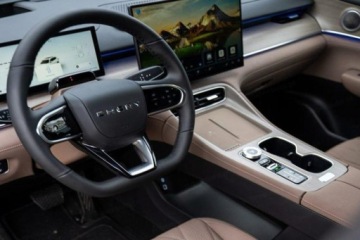 Chery Tiggo 8 SUV PHEV 1.5 T-GDI DHE 279KM 2025 Od ręki - Prestige Super Hybrid 1.5 T-GDI 279KM 7os., zdjęcie 7