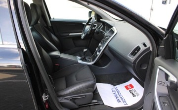 Volvo XC60 I SUV Facelifting 2.0 D4 DRIVE-E 190KM 2015 Volvo XC 60 2.0D 190KM D4 POLIFT Drive-e Salon PL po wym rozrzadu el. klap, zdjęcie 17