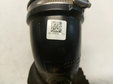 AUDI A7 4K8 45 TFSI TRUBKA PŘÍVOD VZDUCHU 06L129616C