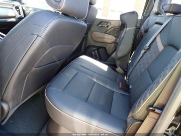  GMC Inny CANYON 4WD DENALI, 2024r., 4x4, 2.7L 2.7 Benzyna 310KM, zdjęcie 9