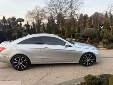 Mercedes Klasa E W212 Coupe 250 CGI BlueEFFICIENCY 204KM 2010 Mercedes E250 CGI BlueEFFICIENCY Automatik Avantgarde 204KM 2010r Zamiana!, zdjęcie 8