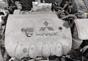 Mitsubishi Outlander III 2013 Mitsubishi Outlander 2013r, 2.0 Benzyna. 4x4. AUTOMAT Uszkodzony tyl i lek, zdjęcie 19