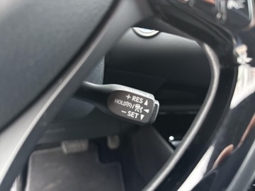 Toyota C-HR I Crossover Facelifting 1.8 Hybrid 122KM 2020 Toyota C-HR 1.8 Hybrid Style 1.8 Hybrid Style, zdjęcie 23