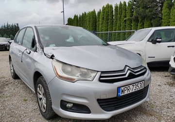 Citroen C4 I Hatchback Facelifting 1.6 HDI 92KM 2010 Citroen C4 2011r, 1.6 HDI. Lekko uszkodzony prawy bok. 1.6 Diesel 92KM