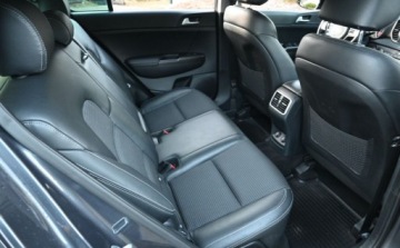 Kia Sportage III SUV Facelifting 1.7 CRDi 115KM 2016 Kia Sportage 1,7 CRDI 115 KM BI-Xenon Nawigacja Kamera asystent 1.7 Diesel, zdjęcie 25
