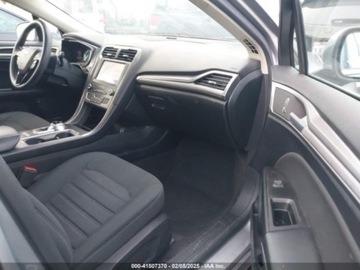 Ford Fusion 2020 Ford Fusion 2020 FORD FUSION HYBRID SE 2.0 Hybryda 141KM, zdjęcie 12