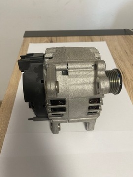 ALTERNÁTOR VW CRAFTER 2.0 04L903021A 140A