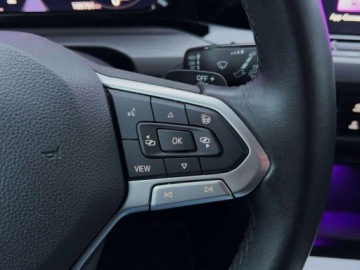 Volkswagen Golf VIII Variant 2.0 TDI 150KM 2022 Volkswagen Golf 2.0TDI 150KM Style DSG SerwisASO Acc Keyless Virtual Led F, zdjęcie 19