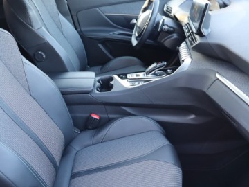 Peugeot 3008 II Crossover Facelifting  1.2 PureTech 130KM 2023 Peugeot 3008 1.2 PureTech, Salon Polska, zdjęcie 8