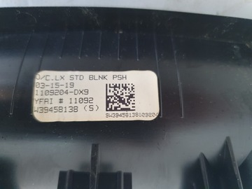 DODGE CHALLENGER 2015- LAMPA KABINY OSVĚTLENÍ 1109204-DX9