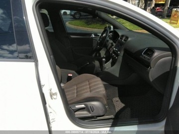 Volkswagen 2013 Volkswagen Inny 2013 Volkswagen GTI 4dr HB Man wConv Sunroof PZEV Ltd Ava, zdjęcie 4