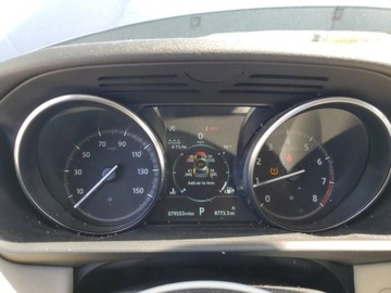 Land Rover Discovery V Terenowy 3.0 Si6 340KM 2020 Land Rover Discovery 2020r., SE, od ubezpieczalni 3.0 Benzyna 340KM, zdjęcie 10