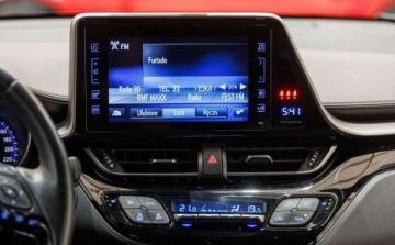 Toyota C-HR I Crossover 1.8 Hybrid 122KM 2018 Toyota C-HR 1.8 Hybrid Prestige 1.8 Hybryda 122KM, zdjęcie 31