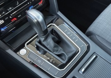 Volkswagen Passat B8 Variant Facelifting 1.5 TSI EVO 150KM 2022 Volkswagen Passat Reflektory LED FrontLane Assist ACC Salon PL FVAT23, zdjęcie 20