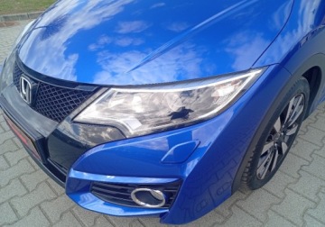 Honda Civic IX Hatchback 5d 1.6 i-DTEC 120KM 2015 Honda Civic Zarejestrowany - bezwypadkowy - 1,6 - 120 KM 1.6 Diesel 120KM, zdjęcie 3