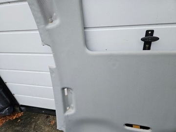 ПОТОЛКА AUDI A7 C7 4G ЛЮК В КРЫШЕ НЕ ЗАКРЫТ.