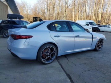 Alfa Romeo Giulia II Sedan Facelifting 2.0 Turbo 280KM 2022 Alfa Romeo Giulia Super 2022 2.0 Benzyna 280KM, zdjęcie 3