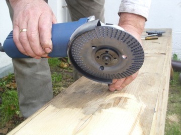 TARPOL T-12 УГЛОВОЙ РАШМЕЛЬ ДЕРЕВЯННЫЙ ДИСК 125 ММ