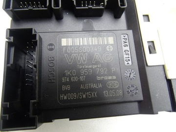 MOTOREK MODUL OKNO PRAVÝ PŘEDNÍ VW PASSAT CC GOLF 1T0959702L 1K0959792P