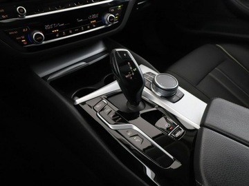BMW Seria 5 G30-G31 Touring Plug-In 2.0 520e 204KM 2021 BMW 520 FV23 520e PHEV Automat Panorama Navi, zdjęcie 29