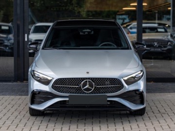 Mercedes Klasa A W177/V177 Hatchback Facelifting 1.3 200 163KM 2024 MERCEDES-BENZ A Klasa 200 AMG Line 1.3 (163KM) 2024, zdjęcie 1